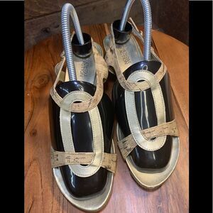 Kenneth Cole Reaction womens sandals. Inv 5397
